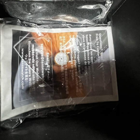 NIB mens Tense Wooden Watch - Picture 3 of 5